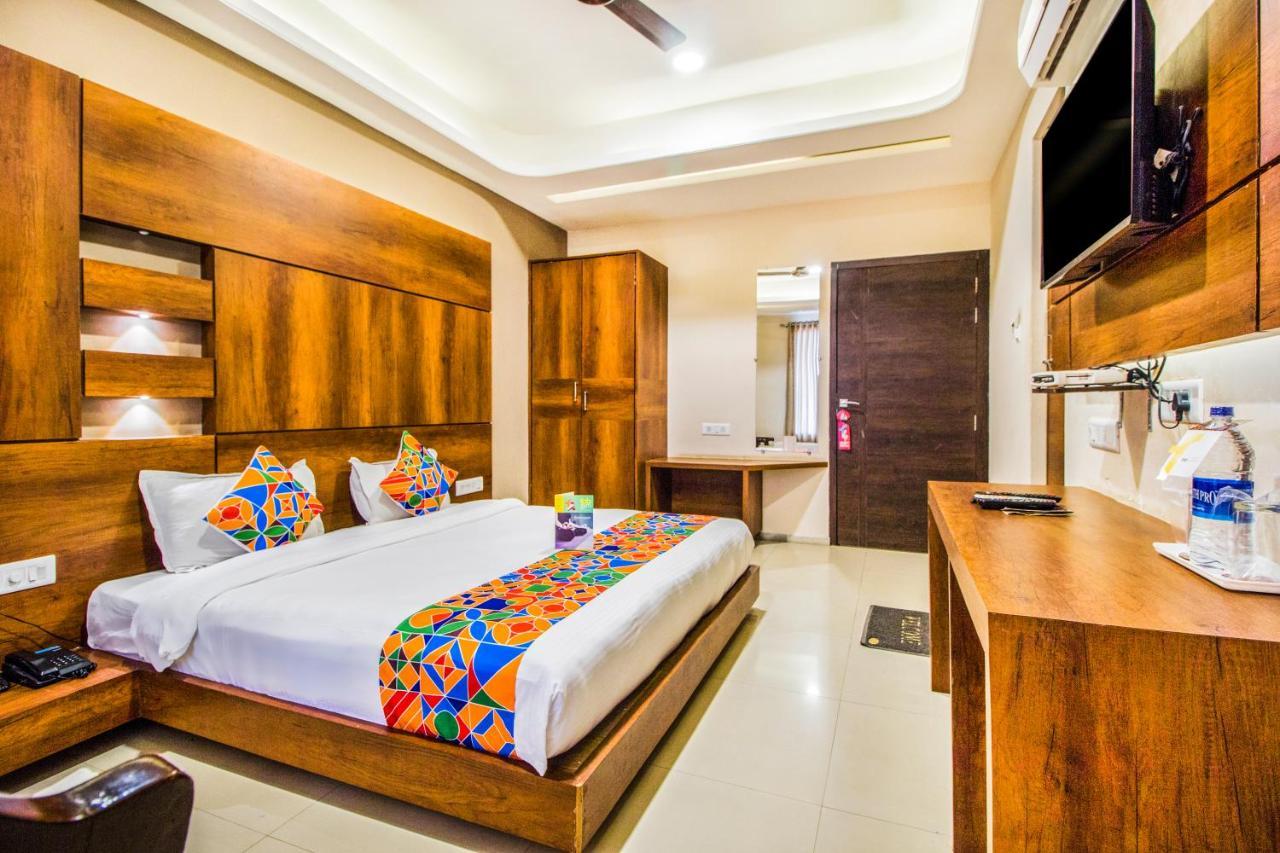 Fabhotel Damanis Ashok Nagar Удайпур Екстериор снимка